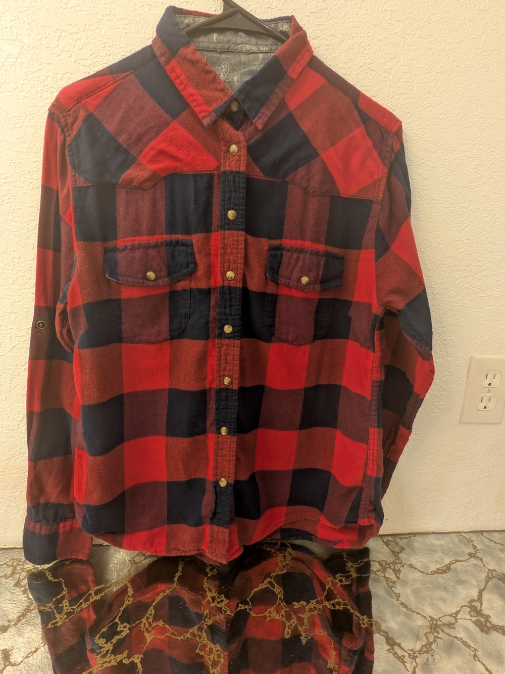 Woman's Red & Navy Buffalo Plaid Button-Up Shirt Size Small 100% Cotton